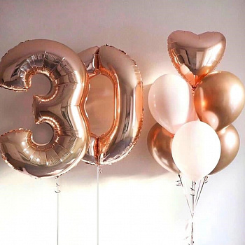 Композиция на 30 лет розовое золото